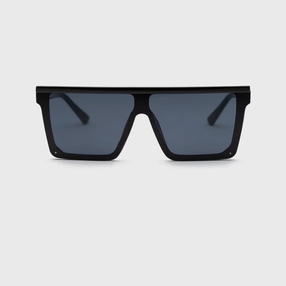 Brand new Stradle Flatter Fella sunglasses